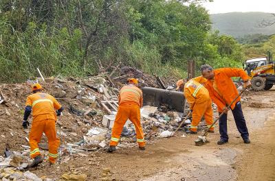 Mutirão de limpeza recolhe 46 toneladas de resíduos no bairro Lomba do Pinheiro