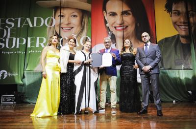 TPU para instituto transcendendo mentes