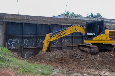 Obra de fechamento definitivo da comporta 13 tem início na área central