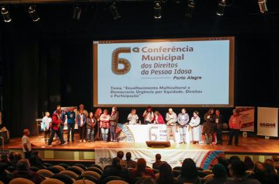 Conferência municipal discute desafios e avanços para a pessoa idosa