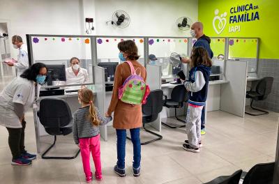 Ministério da Saúde altera esquema da vacinação contra meningite para bebês de 12 meses