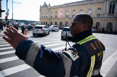   EPTC orienta os motoristas sobre as alterações de trânsito que acontecem neste domingo em Porto Alegre
