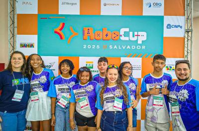 Alunos da rede municipal participam de evento mundial de robótica na Bahia