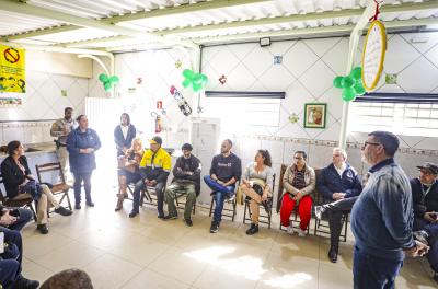 Prefeitura discute demandas com moradores do Loteamento Santa Terezinha