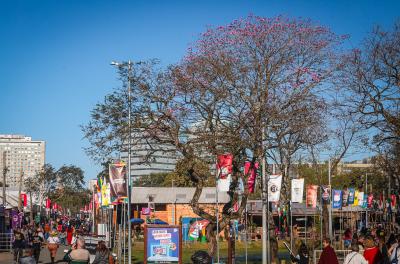 Ciranda Prateada leva idosos ao Acampamento Farroupilha