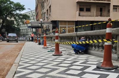 Concluída a primeira etapa de impermeabilização da rua Duque de Caxias 