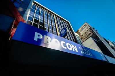 Núcleo de Superendividamento do Procon Porto Alegre atende 340 casos e dobra atendimentos de 2024