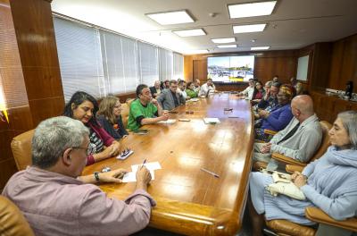 Prefeitura mantém diálogo com servidores municipais e dá continuidade às negociações