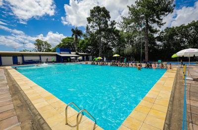 Piscinas públicas de Porto Alegre abrem antes este ano