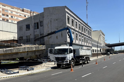 Rampa de acesso à passarela da Estação Rodoviária
