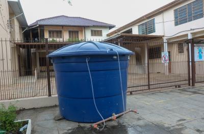 Dmae reforça importância da limpeza das caixas d’água antes do verão