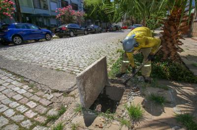 Volume de resíduos removidos da rede de drenagem urbana em 2025 supera 10 piscinas olímpicas