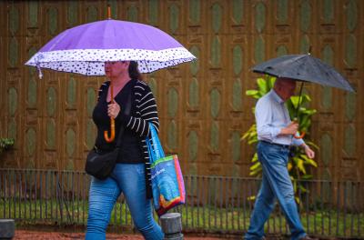 Última semana do ano terá variação de nebulosidade, calor e chance de chuva em Porto Alegre