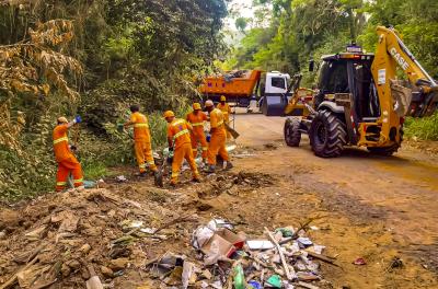 mutirão de limpeza dmlu
