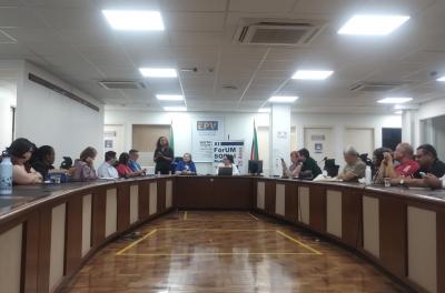 Encontro, realizado durante o XI Fórum Mundial Social da Pessoa Idosa, reuniu secretarias e conselho municipal para debater a consolidação da rede de atenção e prevenção às violências. Foto: Reprodução