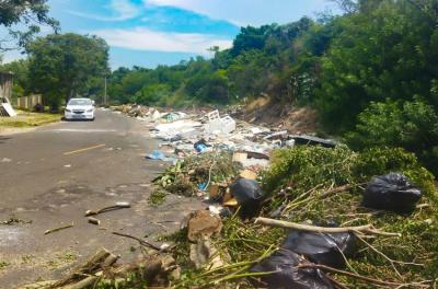 DMLU faz limpeza no bairro Camaquã neste domingo