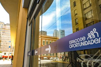 Oportunidades abrangem diferentes áreas e níveis de escolaridade; dez postos são exclusivos para pessoas com deficiência.