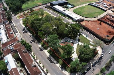 Bairro Petrópolis ganha praça em homenagem a importante nome do planejamento urbano 