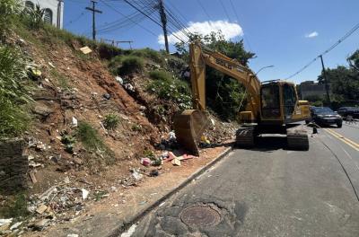 Iniciada obra de contenção de talude na avenida Oscar Pereira