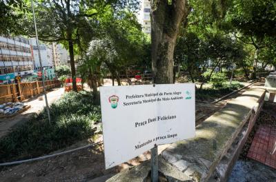 Avançam as obras de revitalização da Praça Dom Feliciano