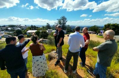 Visita técnica ao Morro da Cruz, na zona leste da capital