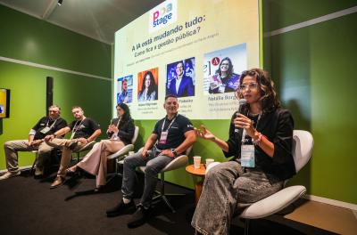 Painel sobre inteligiência artifical no POA Stage