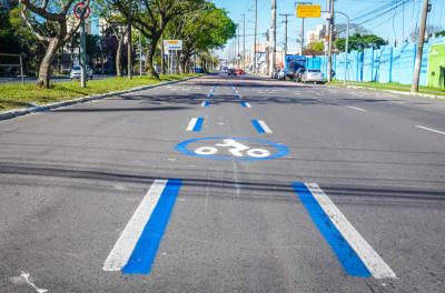 O objetivo da implantação da motofaixa é qualificar a circulação e reduzir os sinistros envolvendo motociclistas