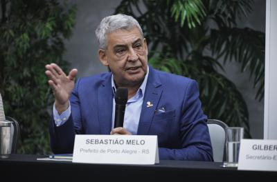 Prefeito viaja a Brasília para participar da posse do Conselho Superior do IBS