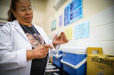Vacinação contra a Covid para públicos elegíveis é ampliada em Porto Alegre