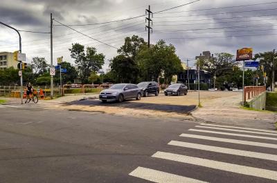 Trânsito na ponte da Múcio Teixeira é liberado após manutenção no pavimento