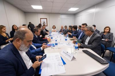 reunião com a ministra Miriam Belchior