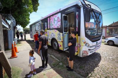Unidades móveis de saúde atendem seis comunidades nesta semana