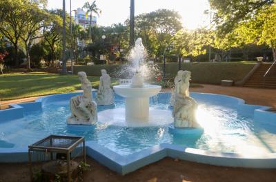 Concluída revitalização do chafariz que abriga a fonte Afluentes do Guaíba