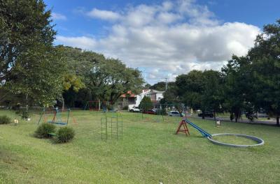 Prefeitura entrega serviços de melhorias em seis praças nesta semana 