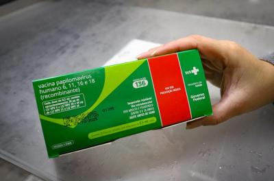 Vacinação contra HPV para jovens de 15 a 19 anos vai até dia 30