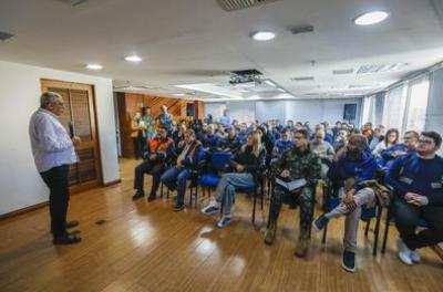 Na tarde desta terça-feira (14), no 18º andar do Centro Administrativo Municipal Guilherme Socias Villela (CAM), foi realizada uma reunião de alinhamento sobre o El Niño