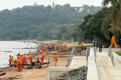 DMLU conclui operação na Orla do Guaíba com 752 toneladas de resíduos recolhidas