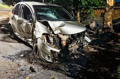 O avanço do sinal vermelho, o manuseio do celular e o excesso de velocidade estão entre as principais causas dos sinistros de trânsito