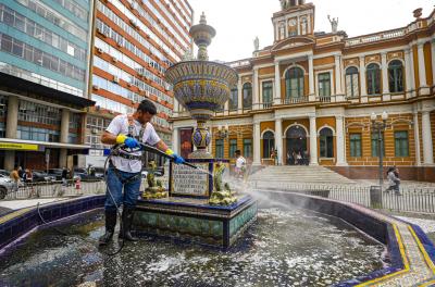 Prefeitura inicia limpeza e manutenção de mais 13 monumentos no Centro Histórico