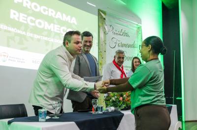  Prefeitura qualifica catadores e recicladores para trabalho em zeladoria e portaria