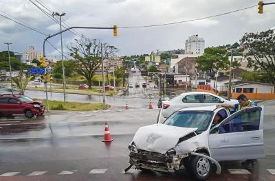 Porto Alegre tem 111 ocorrências de trânsito e nenhum óbito no fim de semana 