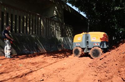 Dmae atua no reforço estrutural de trecho do Muro da Mauá