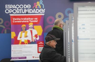 Sine Municipal inicia a semana com feirão PCD e 1.675 vagas de emprego