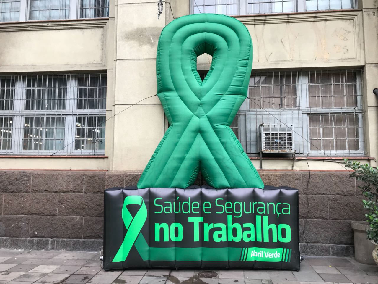 abril verde.jpg